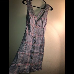 Very cute dress, Never worn, has tags!